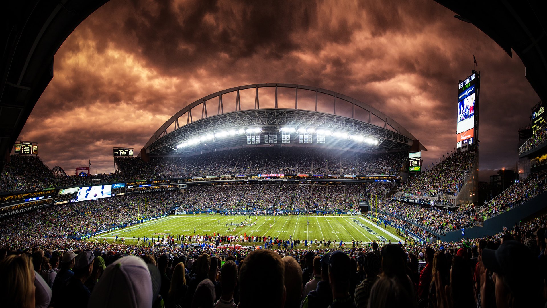 开云体育入口-F1赛场惊现逆转！迈凯伦绝杀法拉利，维斯塔潘刷新单圈纪录再封神